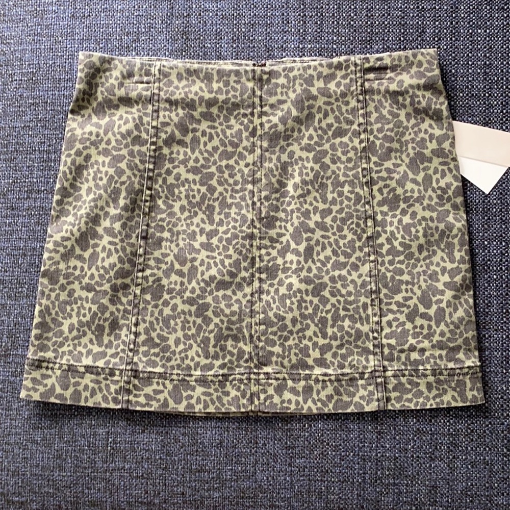 NWT Jolt Mini-Skirt